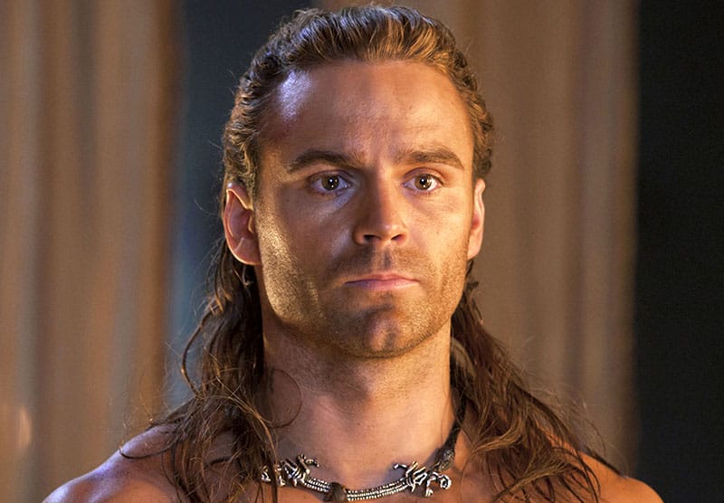 the history of male long hair in ancient rome