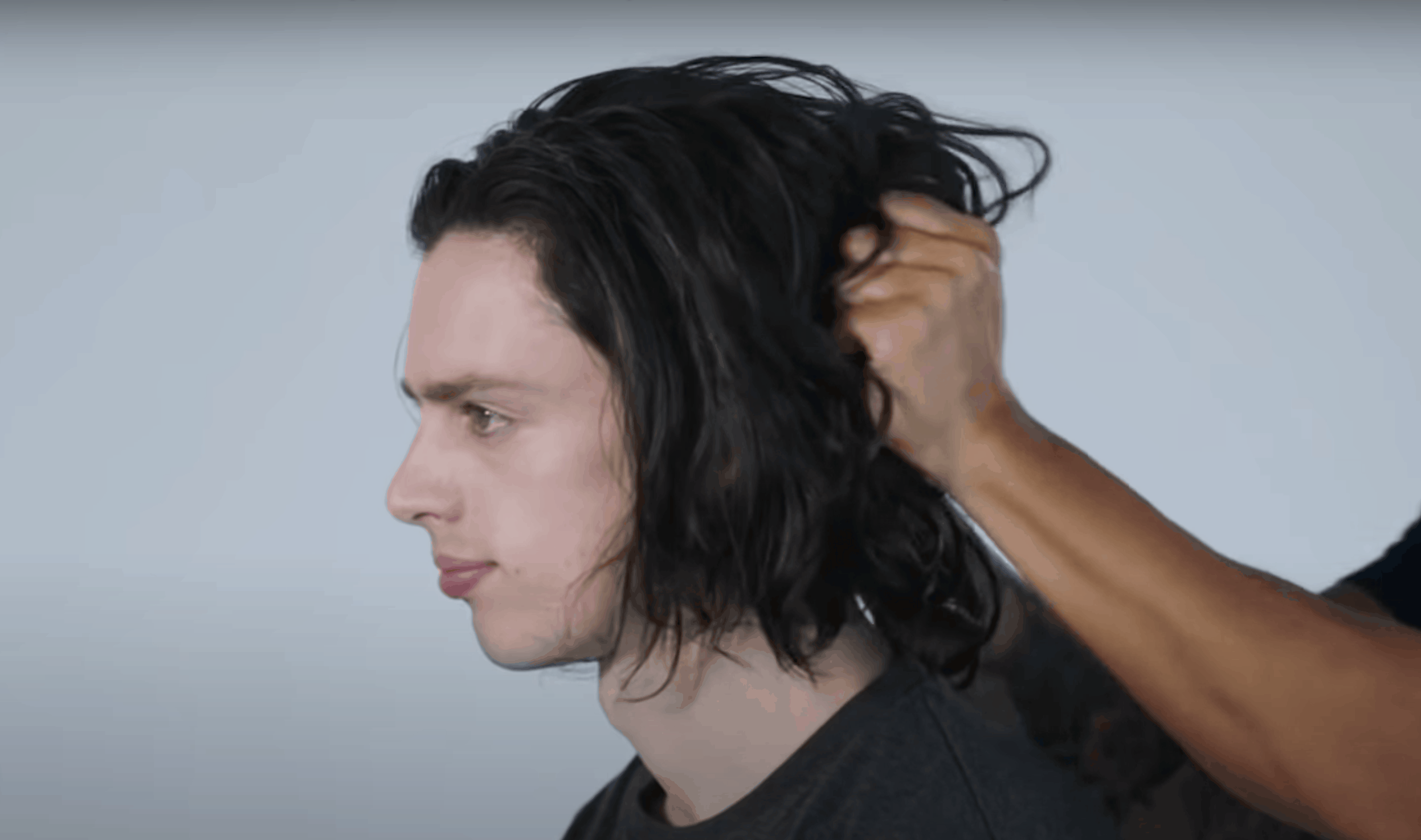 adding oil to mens long hair